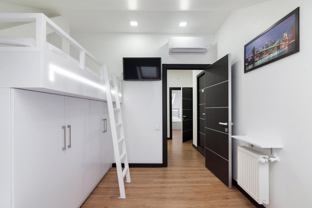 Leogrand Apartment On Doroshenka 38 Lviv Dış mekan fotoğraf