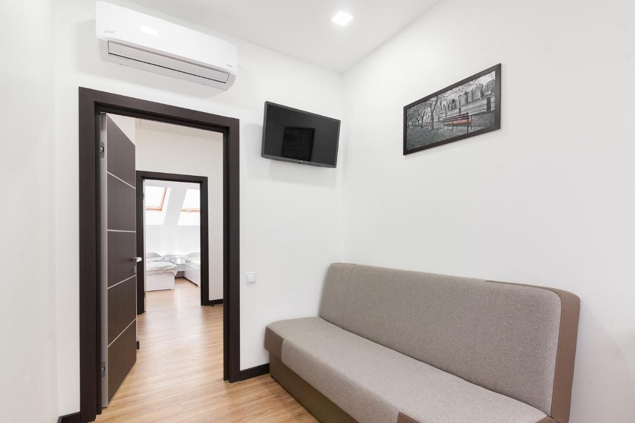Leogrand Apartment On Doroshenka 38 Lviv Dış mekan fotoğraf