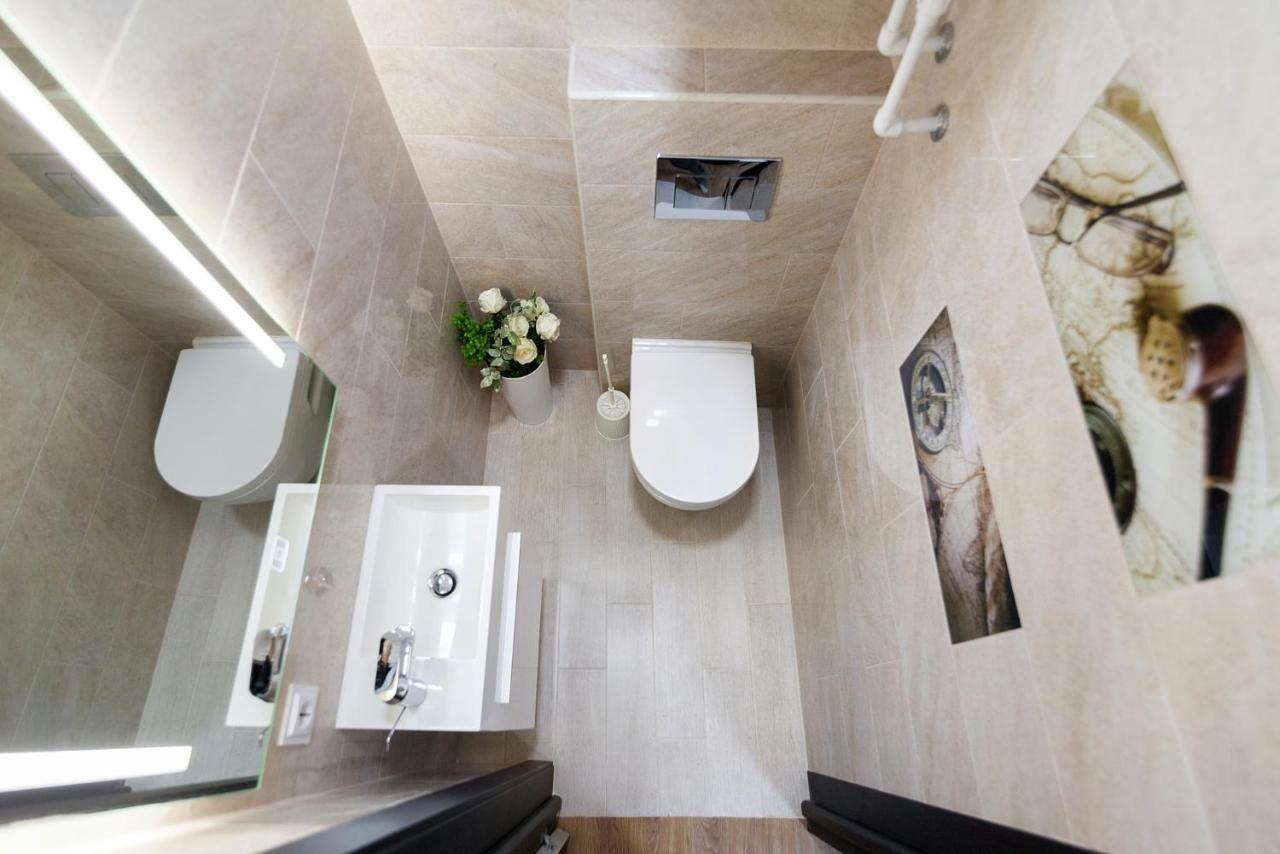 Leogrand Apartment On Doroshenka 38 Lviv Dış mekan fotoğraf